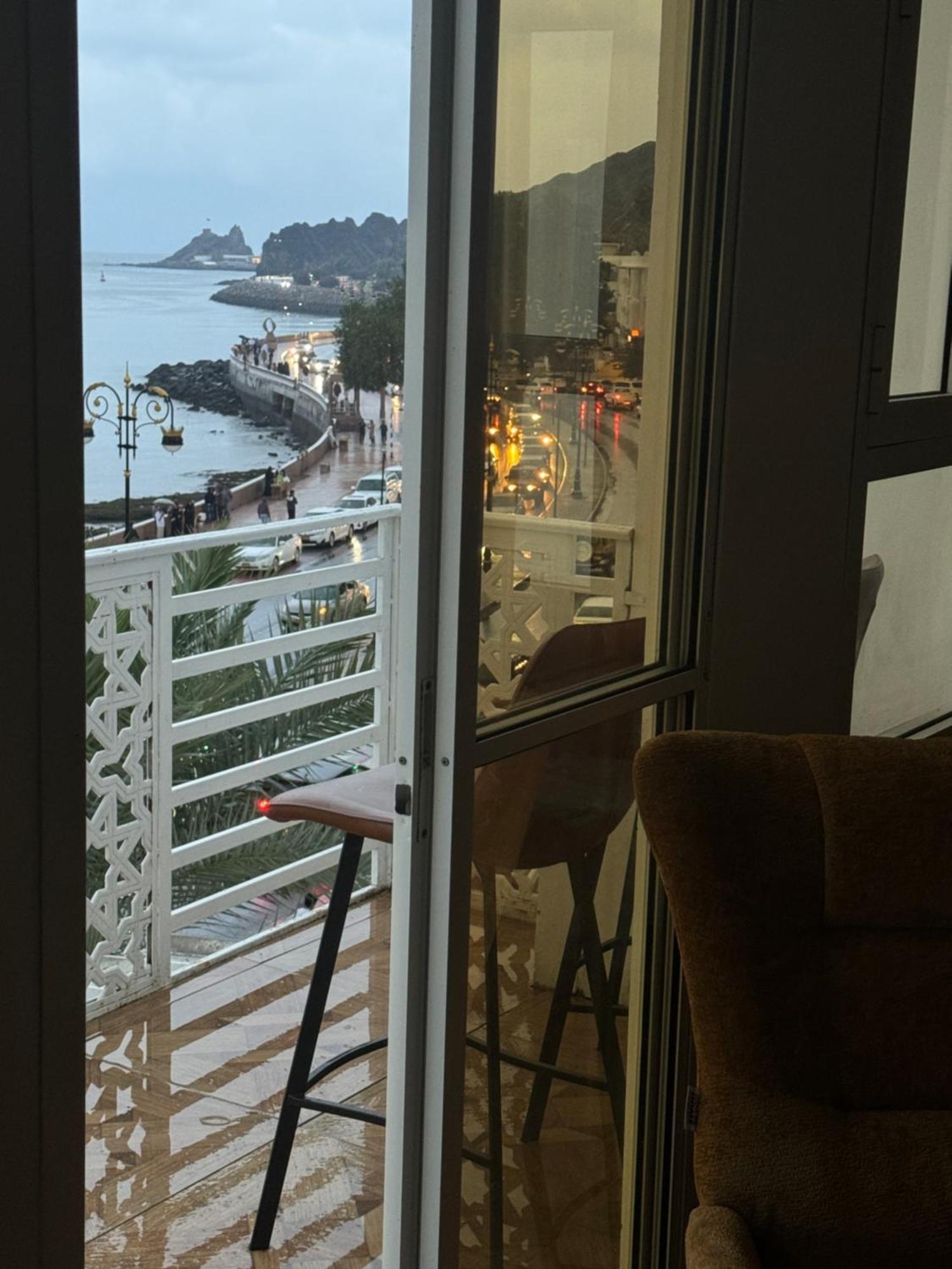 Апартаменти Muttrah Souq And Sea View Маскат Екстер'єр фото